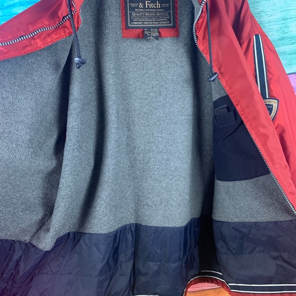 ABERCROMBIE & FITCH men’s red waterproof windproof varsity winter jacket - Picture 6 of 14